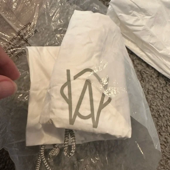 Rimowa cross body bay  new with tag, comes with 34x34” Dior or fendi s… - Picture 10 of 10